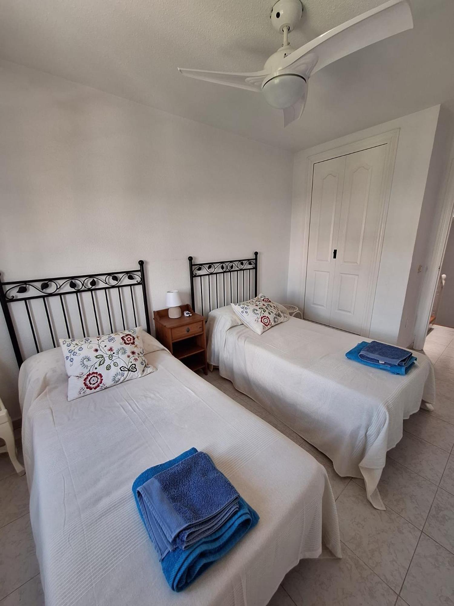 Casa Adosada Marina Playa Y Golf San Luis de Sabinillas Bagian luar foto